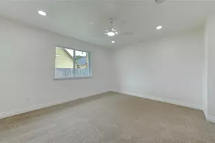 13711 Charidges Ct, Houston, TX 77034 - Photo 23