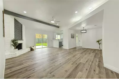 13711 Charidges Court, Houston, TX 77034 - Photo 9