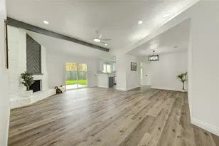 13711 Charidges Ct, Houston, TX 77034 - Photo 9