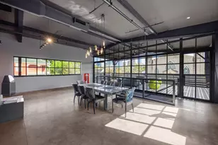 908 White St, Houston, TX 77007 - Photo 5