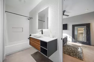 908 White St, Houston, TX 77007 - Photo 15