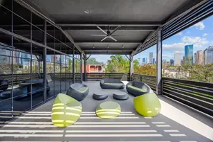 908 White St, Houston, TX 77007 - Photo 1