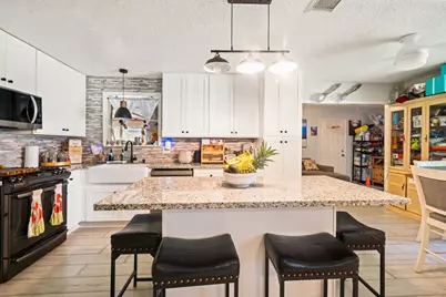 2602 Tinechester Drive, Houston, TX 77339 - Photo 3