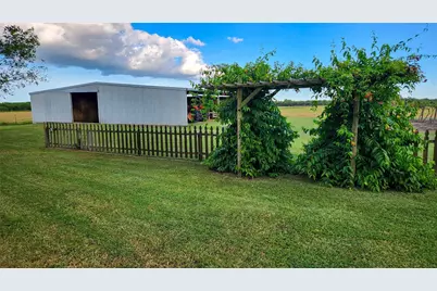 847 Oliver Road, Victoria, TX 77904 - Photo 5