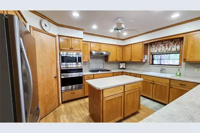 847 Oliver Road, Victoria, TX 77904 - Photo 25