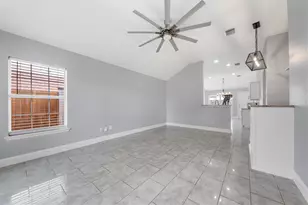 6322 Atlasridge Dr, Houston, TX 77048 - Photo 5