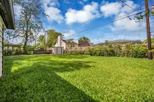 2915 Robertson St, Houston, TX 77009 - Photo 29