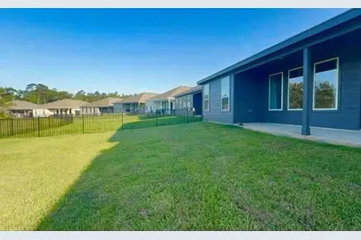 16072 Tallis Drive, Conroe, TX 77303 - Photo 9