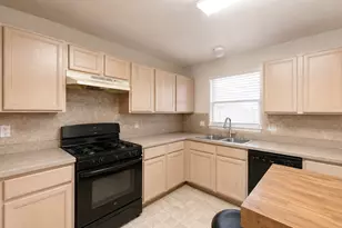 19919 Goldlake Dr, Katy, TX 77449 - Photo 9