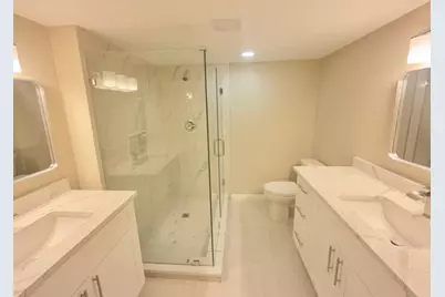 5050 Ambassador Way #212, Houston, TX 77056 - Photo 13