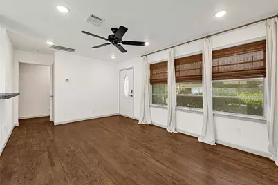209 W 6th Street, Deer Park, TX 77536 - Photo 9