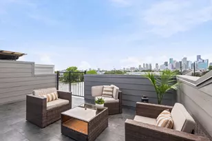 3218 Polk St, Houston, TX 77003 - Photo 23