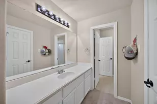 3203 Lakes of Katy Ln, Katy, TX 77493 - Photo 33