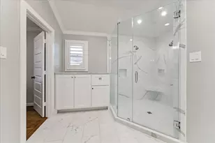 846 W Forest Dr, Houston, TX 77079 - Photo 21