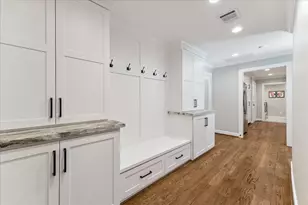 846 W Forest Dr, Houston, TX 77079 - Photo 31