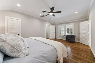 846 W Forest Dr, Houston, TX 77079 - Photo 19