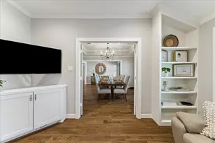 846 W Forest Dr, Houston, TX 77079 - Photo 7