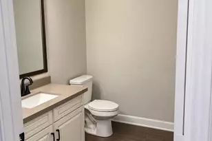 6804 Westview Dr, Houston, TX 77055 - Photo 9
