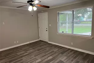 9505 Everglade Dr, Houston, TX 77078 - Photo 5