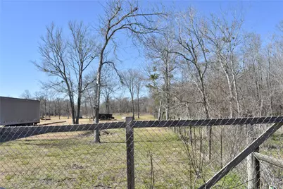 8475 Sunny Side Road, Hempstead, TX 77445 - Photo 3