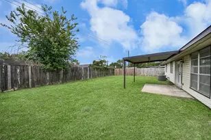 7023 Maczali Dr, Houston, TX 77489 - Photo 23