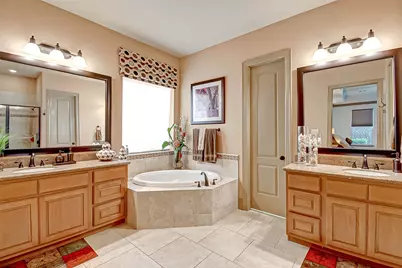 7 Shearling Court, Spring, TX 77389 - Photo 35