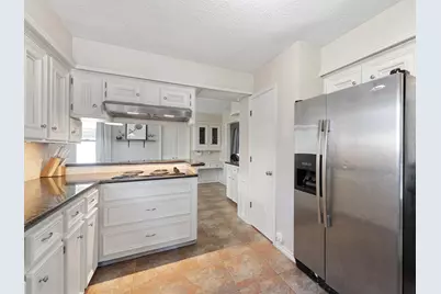 12210 Rocky Lake Court, Houston, TX 77070 - Photo 19