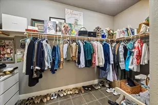 301 Westfield Ln, Friendswood, TX 77546 - Photo 23