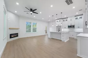 6126 Endeavor Heights St, Houston, TX 77091 - Photo 5