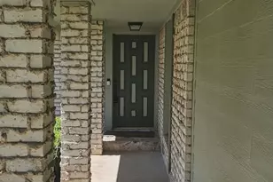 49 Cherry Hill Dr, Conroe, TX 77304 - Photo 5