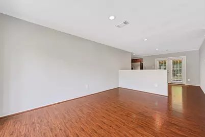 107 Stratmore Drive, Friendswood, TX 77546 - Photo 9