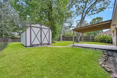 107 Stratmore Drive, Friendswood, TX 77546 - Photo 23