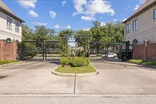 6310 Hermann Lake Dr, Houston, TX 77021 - Photo 31