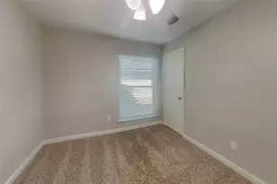 9115 Golden Sunshine Dr, Houston, TX 77064 - Photo 13