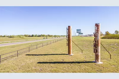 75 Memory Lane, Burton, TX 77835 - Photo 13