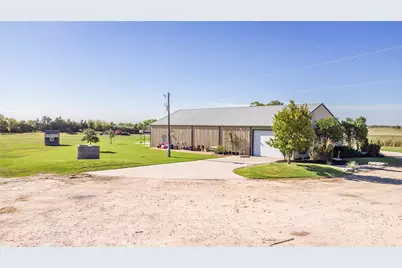 75 Memory Lane, Burton, TX 77835 - Photo 11