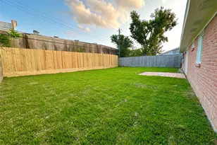 9539 Beverly Hill St, Houston, TX 77063 - Photo 35