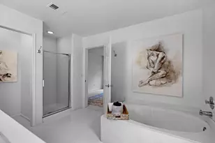 51 E Village Knoll Cir, The Woodlands, TX 77381 - Photo 35