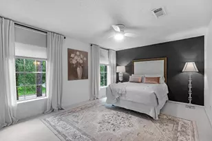 51 E Village Knoll Cir, The Woodlands, TX 77381 - Photo 31