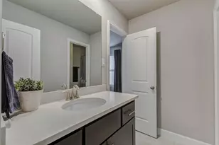 2611 Harvard St, Houston, TX 77008 - Photo 27