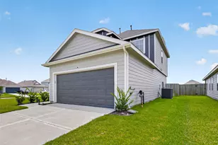 954 Luke Darrell Dr, Rosharon, TX 77583 - Photo 5