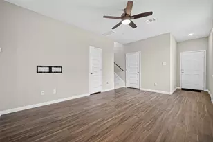 954 Luke Darrell Dr, Rosharon, TX 77583 - Photo 11