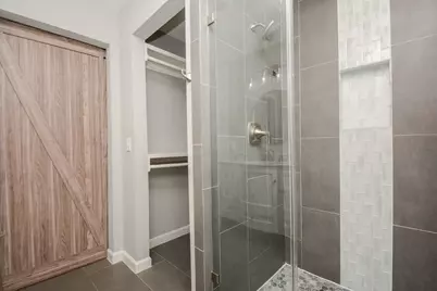 7926 Ridgeview Drive, Houston, TX 77055 - Photo 13
