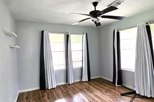 219A Texas Ave, Bacliff, TX 77518 - Photo 7