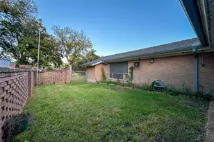 5126 Berry Creek Dr, Houston, TX 77017 - Photo 37