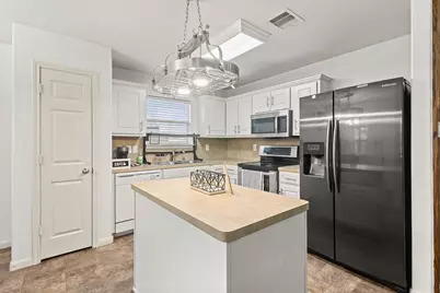 7115 Northchase Lane, Richmond, TX 77469 - Photo 5