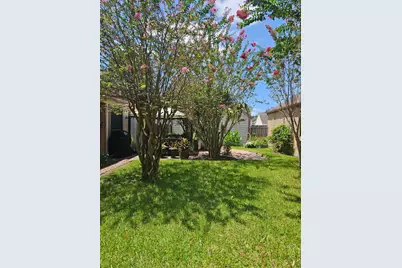 16719 Doverwood Way, Houston, TX 77058 - Photo 5