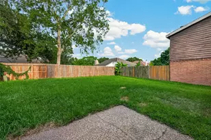 1818 Foxlake Dr, Houston, TX 77084 - Photo 27