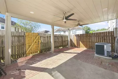 13131 Lawsons Creek Lane, Houston, TX 77072 - Photo 21