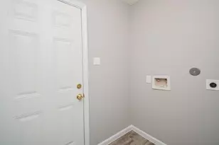 7611 Dyer St, Houston, TX 77088 - Photo 25